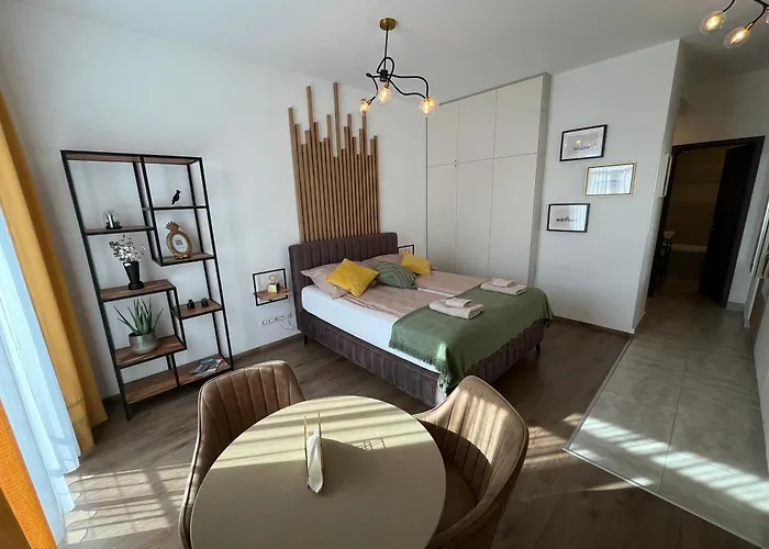 Hillside * Budapesta