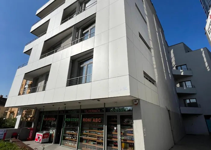 Hillside Apartmán